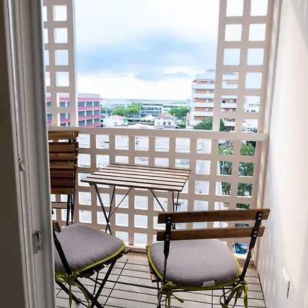 Monolocale Con Terrazza E Cucina Apartmán