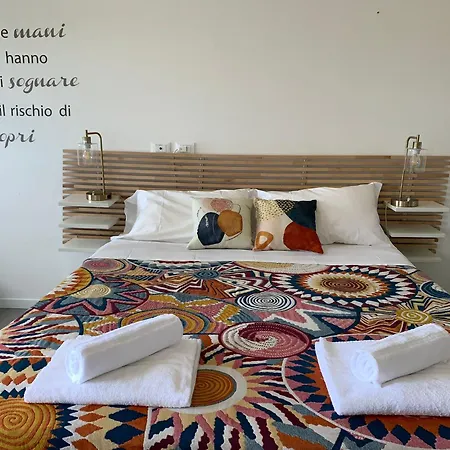 Monolocale Con Terrazza E Cucina